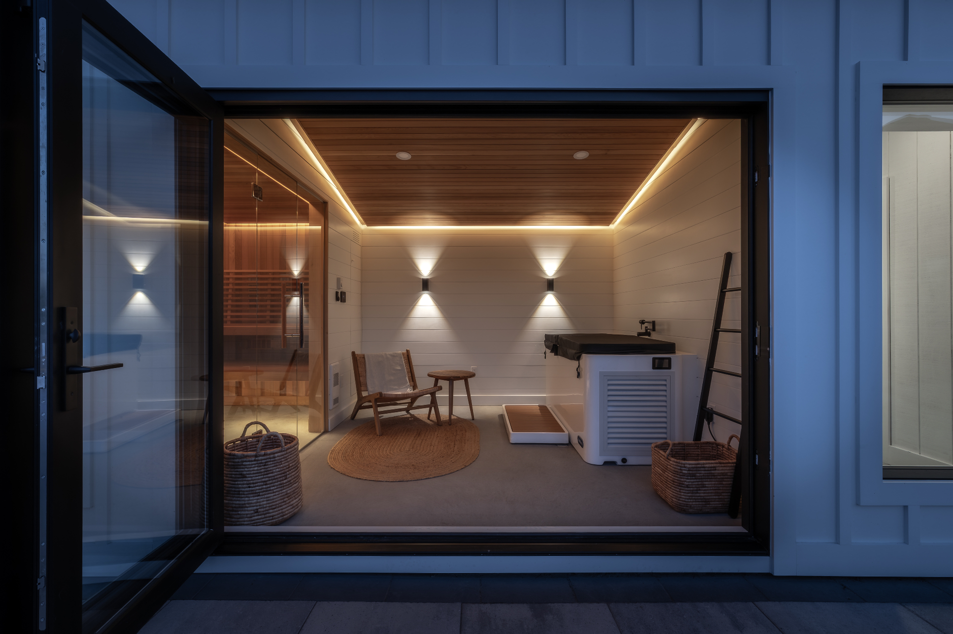 Cabana spa suite retreat